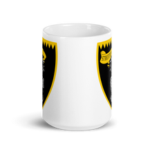 Load image into Gallery viewer, VFA-27 Royal Maces Squadron Crest Mug