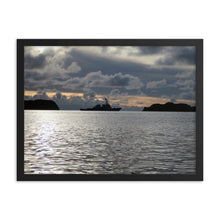 Load image into Gallery viewer, USS Benfold (DDG-65) Framed Ship Photo